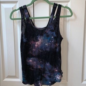 Kendall and Kylie layered tank